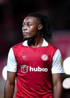 安托万·塞梅尼奥英超15球领跑射手榜 边路突破成