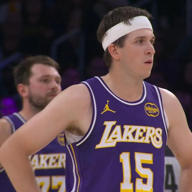 里夫斯跳出合同成自由球员 湖人今夏薪金空间达