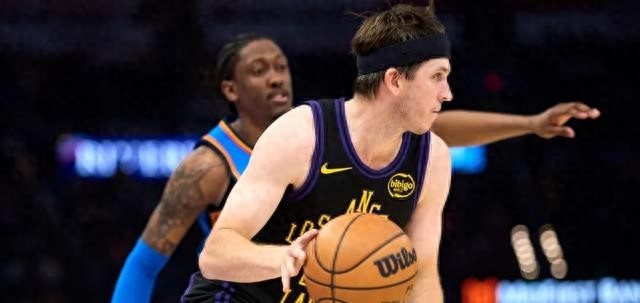 湖人季后赛首战迎火箭冲击 斯马特防守成关键变