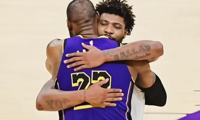 湖人季后赛首战迎火箭冲击 斯马特防守成关键变