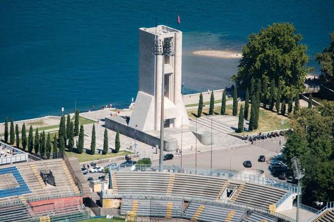 科莫主场再现理性主义建筑与足球激情